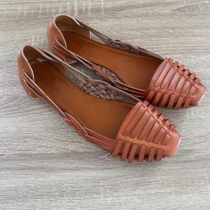 American Eagle Outfitters Huarache Flat